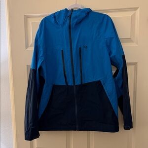 Mountain Hardwear Blue and Navy Raincoat